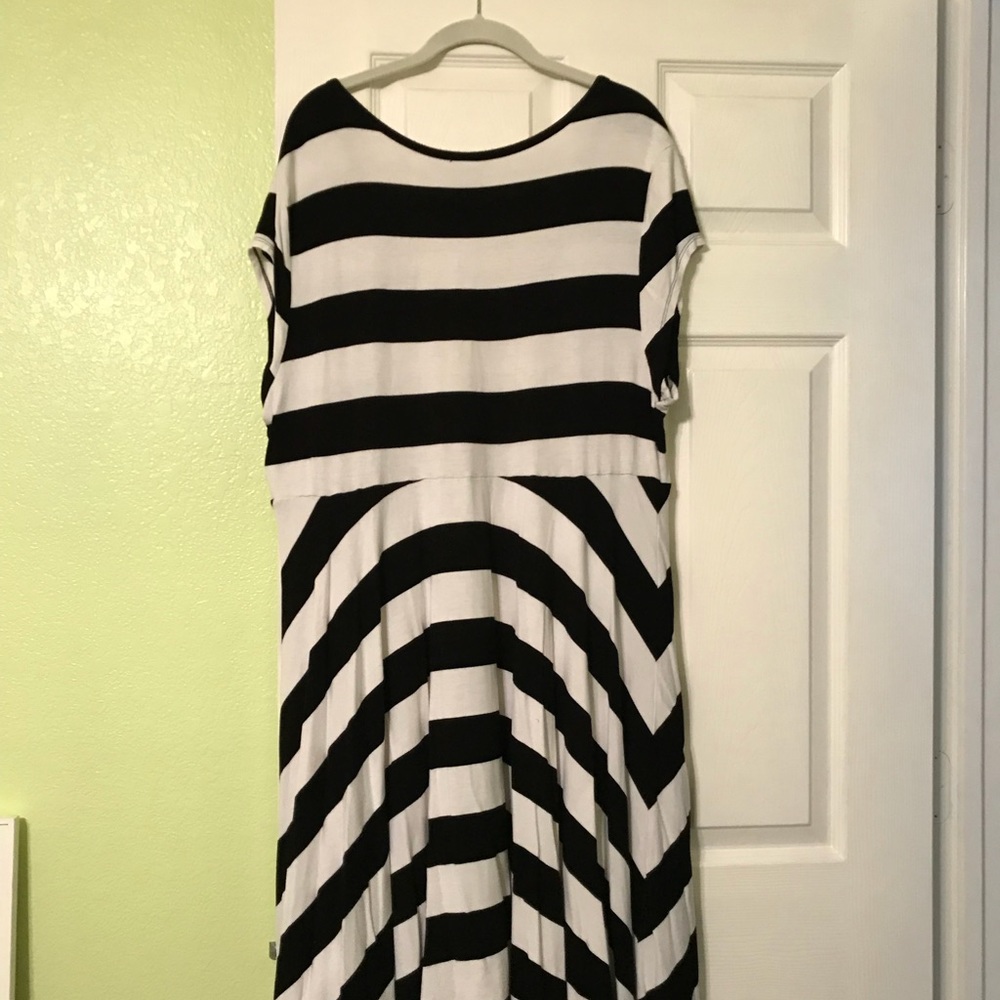 🐼Stripes! 🐼 - Picture 5 of 8